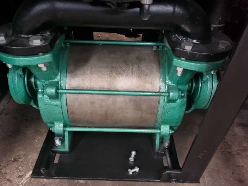 bơm hút chân không